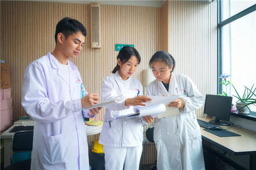 甘肃省康复理疗师资格证书报考流程和需要多少费用